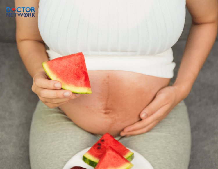 is it safe for pregnant women to eat watermelon 1