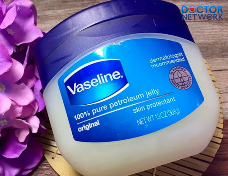 tron-vaseline-voi-gi-de-trang-da-1 What-to-mix-with-Vaseline-for-skin-whitening